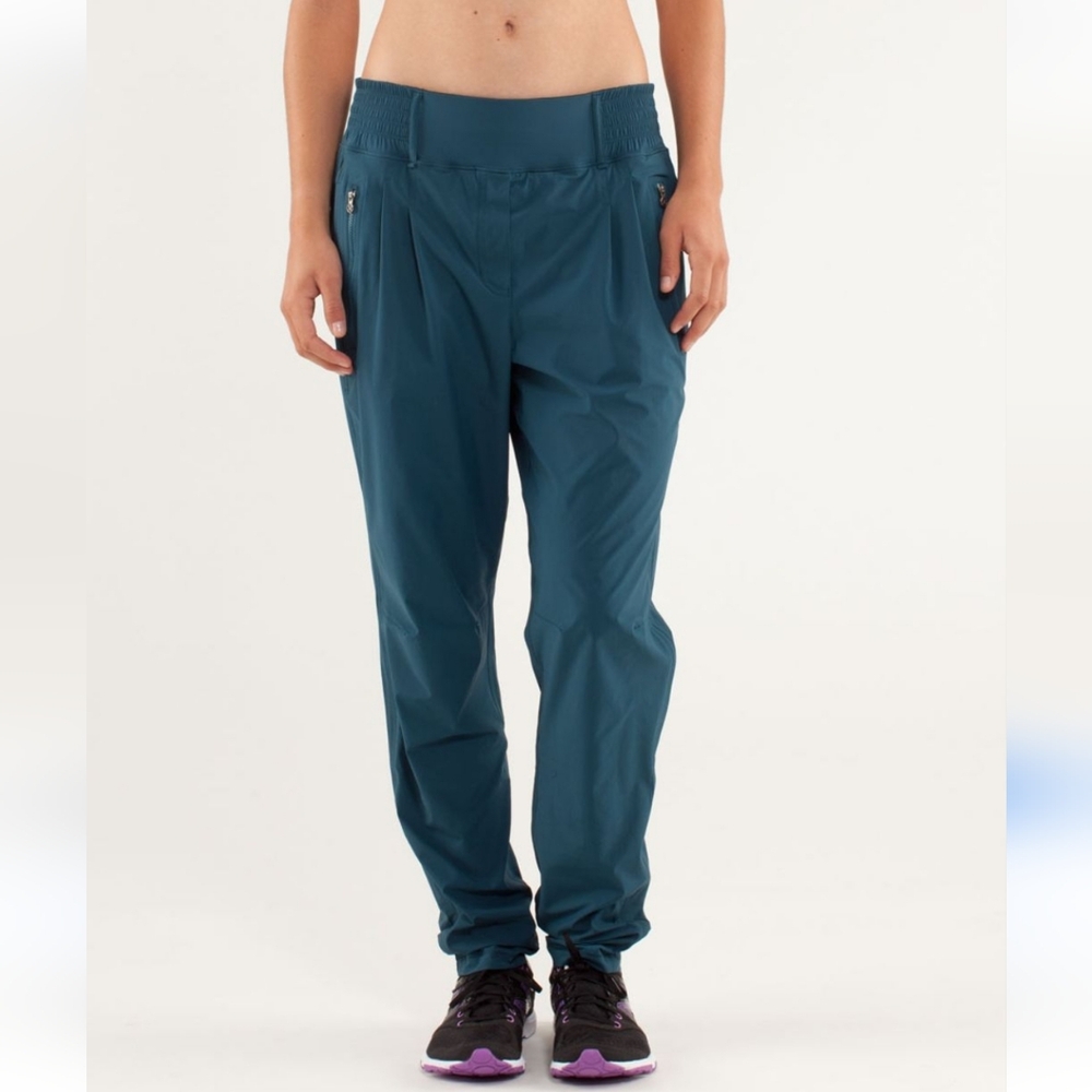 Lululemon Run With Rover Pants Alberta Lake Size 6